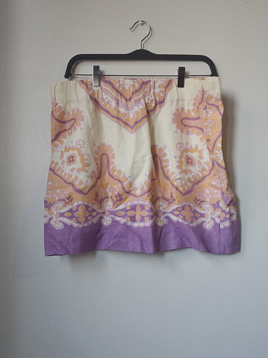 J. Crew Dresses & Skirts - J. Crew Cream Mini Skirt with Orange & Lavender Paisley Print
